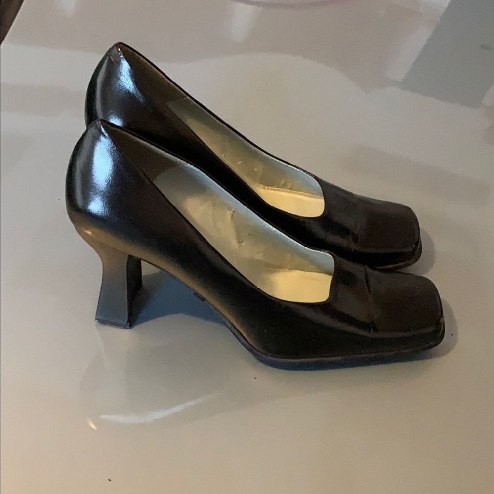 Nine West black heels
